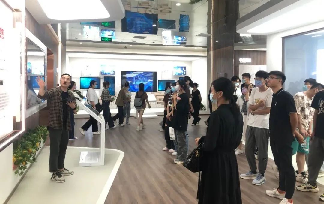 1667200550453944.jpg 1667200550453944.jpg